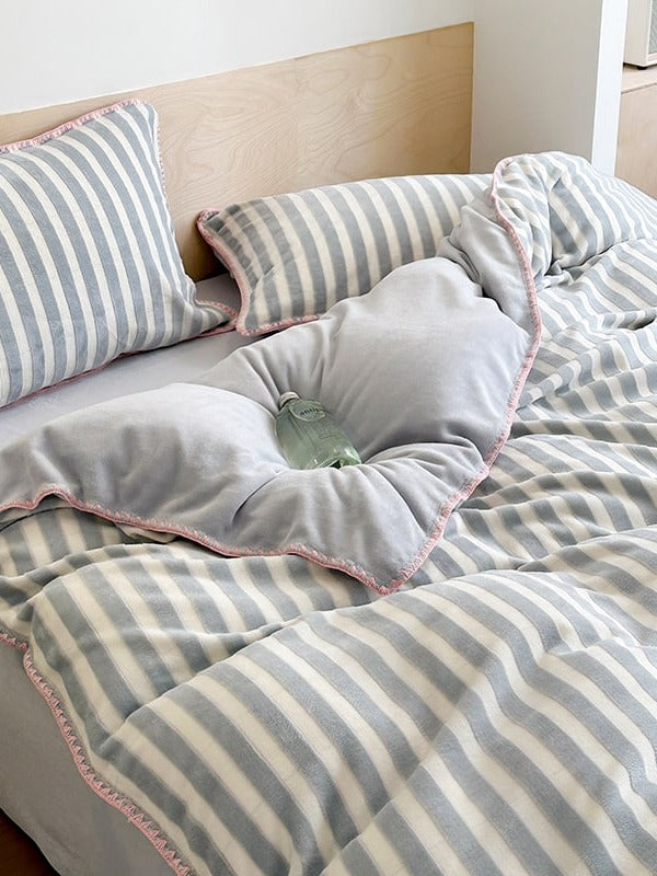 Studio Stripe Plush Duvet Cover Set original reference image 16