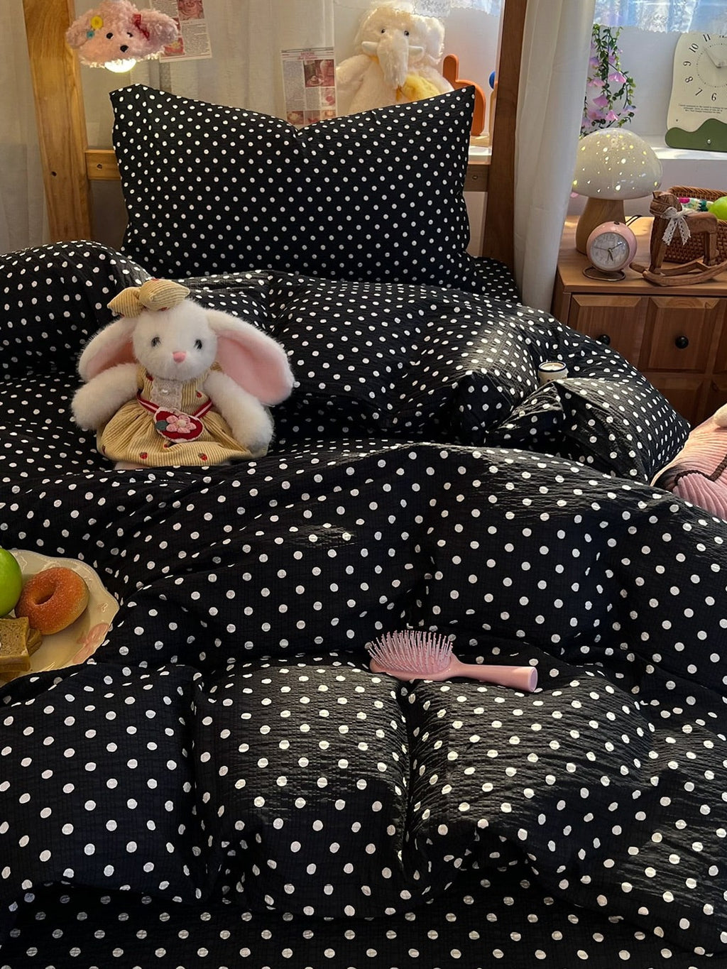 Tiny Dot Seersucker Bedding Set original reference image 16
