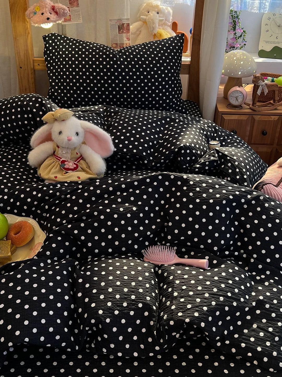 Tiny Dot Seersucker Bedding Set original reference image 16