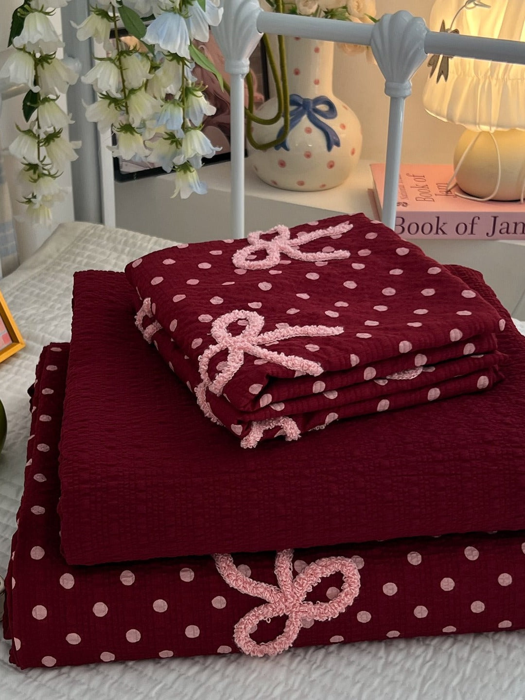 Tufted Bow Dot Seersucker Bedding Set original reference image 13