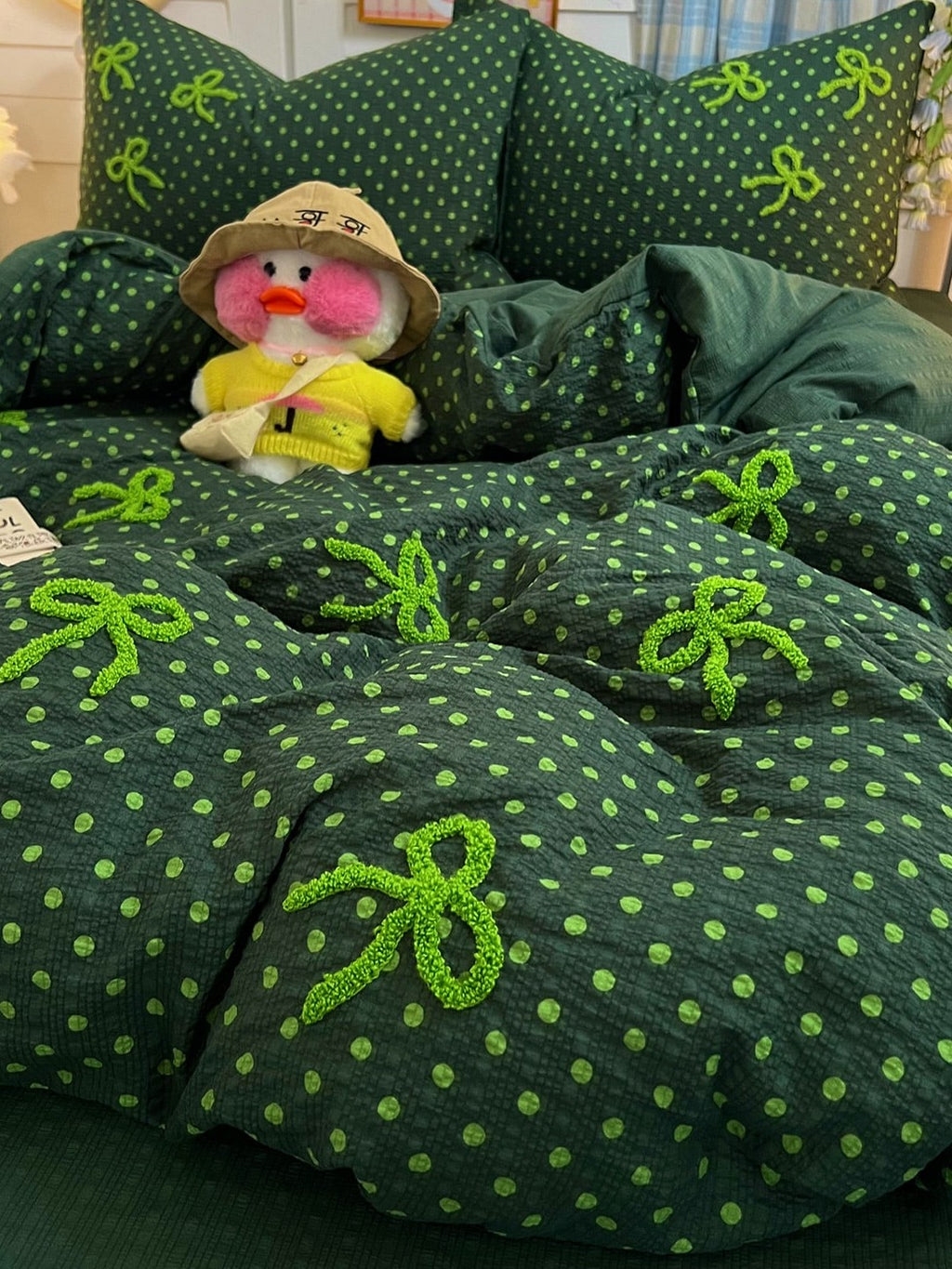 Tufted Bow Dot Seersucker Bedding Set original reference image 20