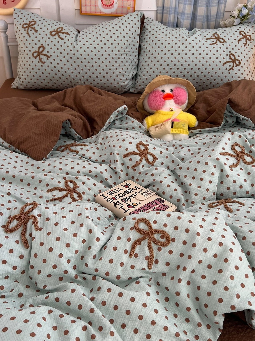 Tufted Bow Dot Seersucker Bedding Set original reference image 27