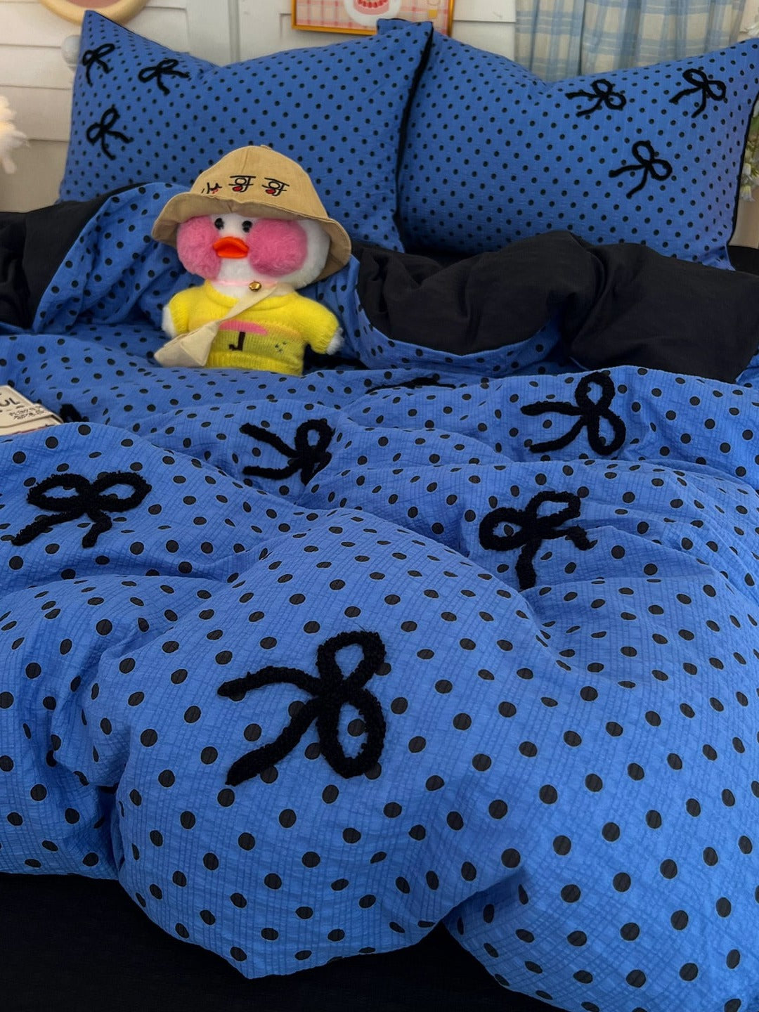 Tufted Bow Dot Seersucker Bedding Set original reference image 40