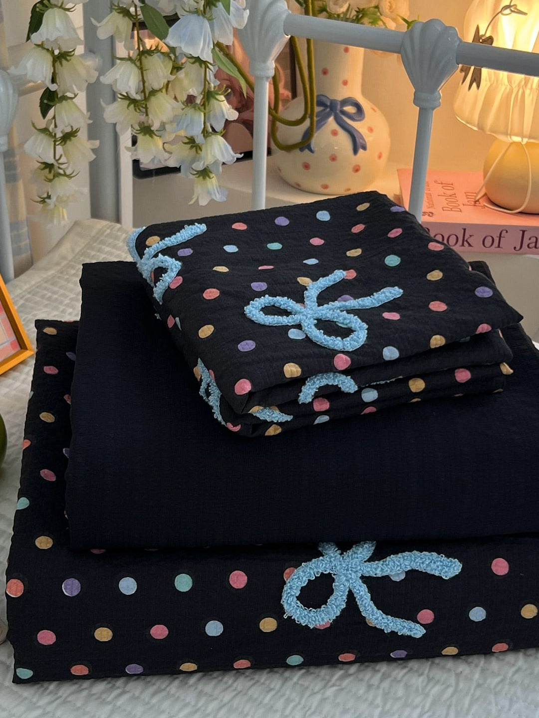 Tufted Bow Dot Seersucker Bedding Set original reference image 43