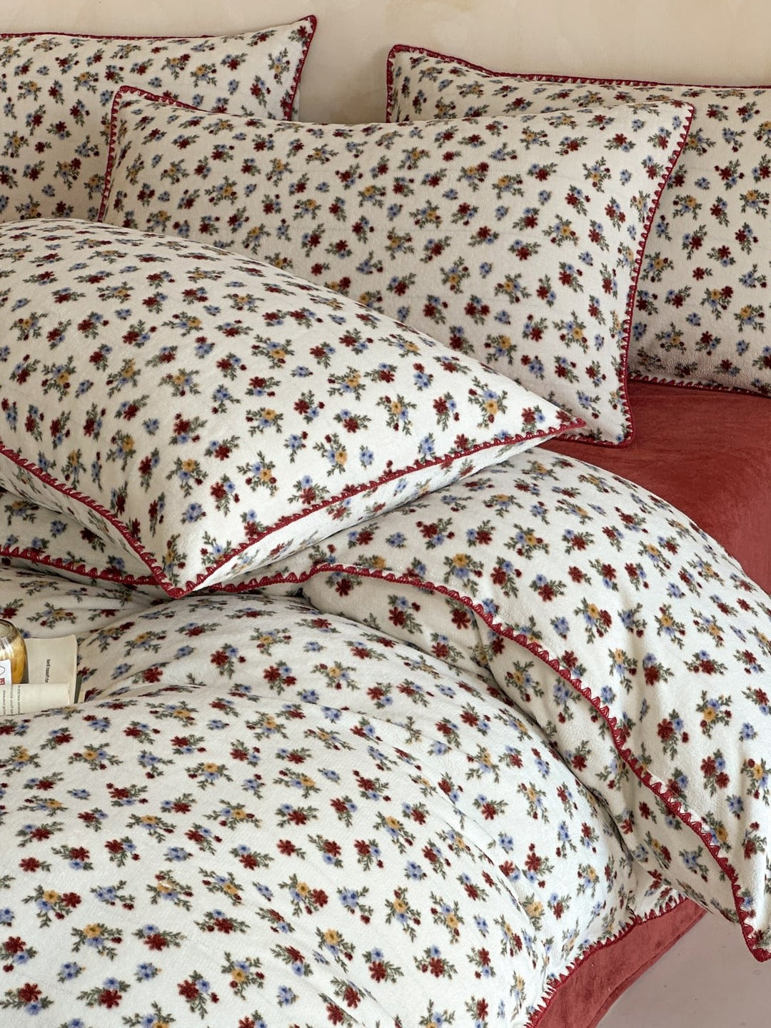 Whimsy Printed Plush Bedding Set original reference image 32