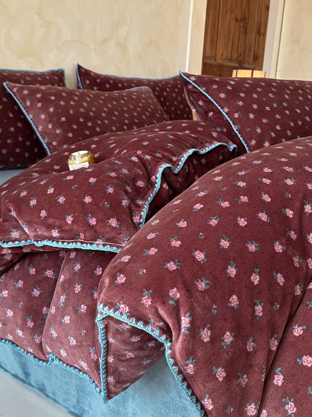 Whimsy Printed Plush Bedding Set original reference image 54