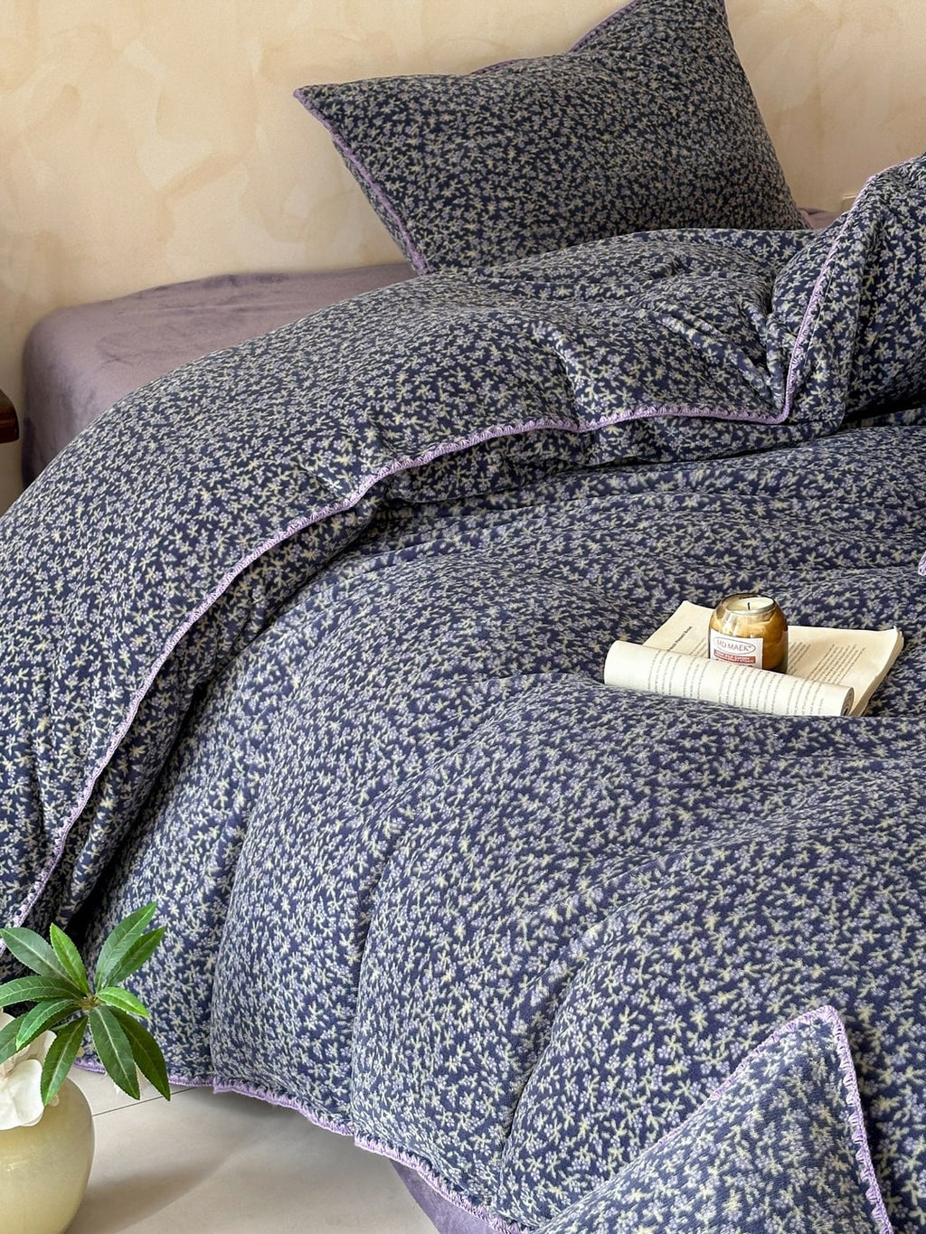 Whimsy Printed Plush Bedding Set original reference image 69