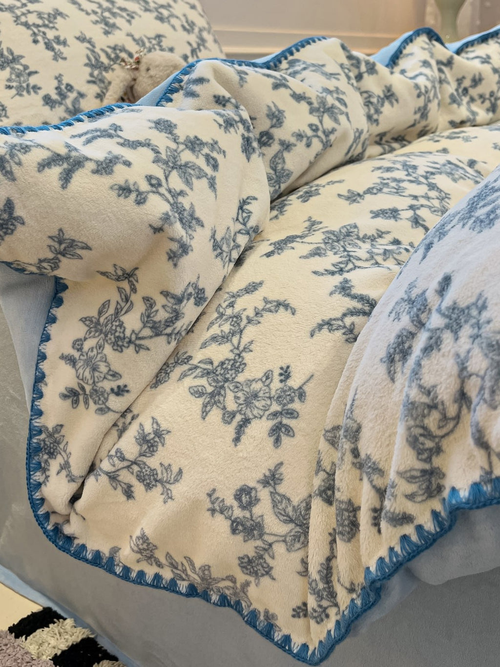 Whimsy Printed Plush Duvet Cover Set original reference image 57